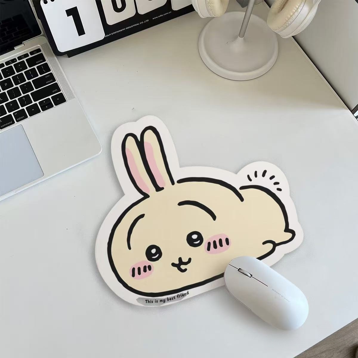 Chiikawa Cartoon Jiyi Usagi Ha - Leather Desk Pad review and price